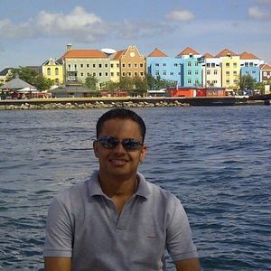 Meet your Posher, Adin